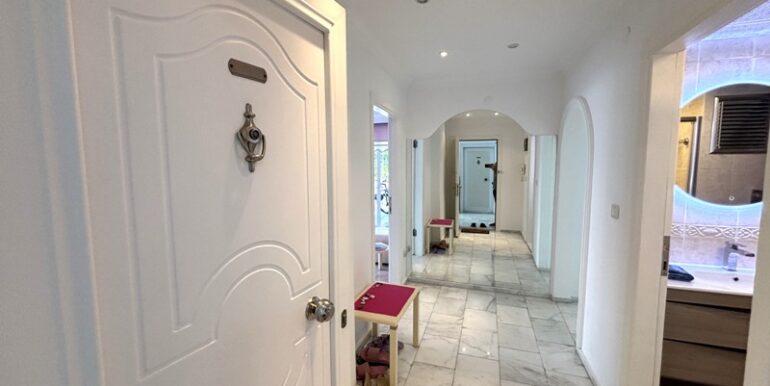 Alanya Oba 3 Zimmer Wohnung mit Pool/Einzugsbereit 1