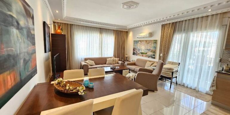 Strandnahe Dublex Wohnung in Alanya Tosmur 14