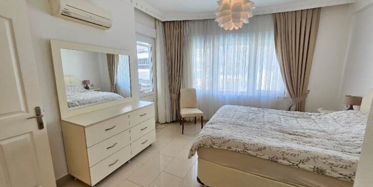 Strandnahe Dublex Wohnung in Alanya Tosmur 18