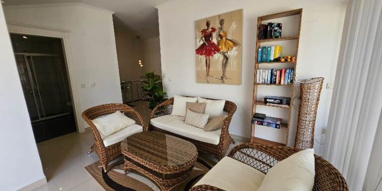 Strandnahe Dublex Wohnung in Alanya Tosmur 38