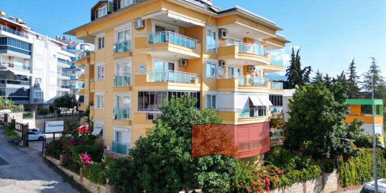 Alanya Zentrum 3 Zimmer Wohnung mit Pool 3