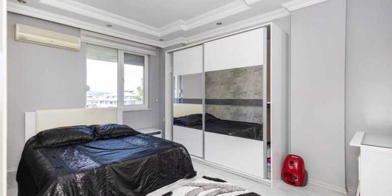 Alanya Zentrum 3 Zimmer Wohnung mit Pool 15