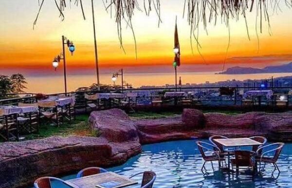 Gold City Villa Mit Meerblick und Pool 3