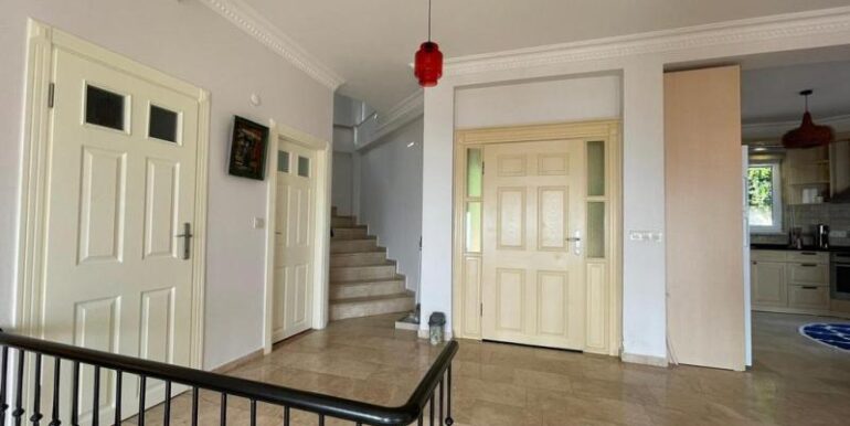 Gold City Villa Mit Meerblick und Pool 3