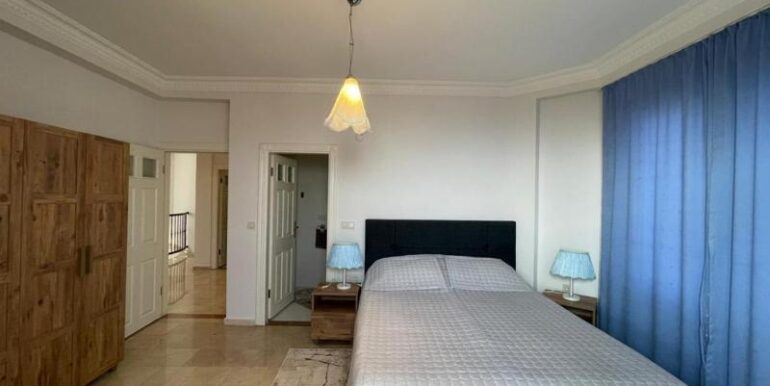 Gold City Villa Mit Meerblick und Pool 17