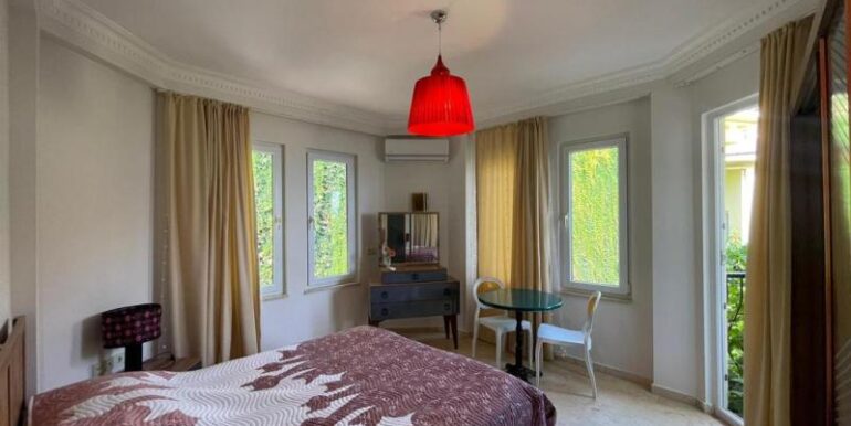 Gold City Villa Mit Meerblick und Pool 24