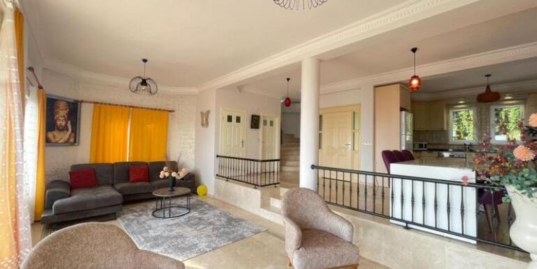 Gold City Villa Mit Meerblick und Pool 26