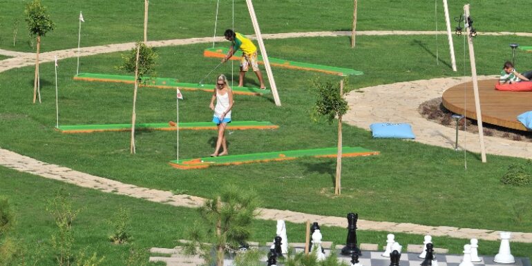 Gold City Villa Mit Meerblick und Pool 31