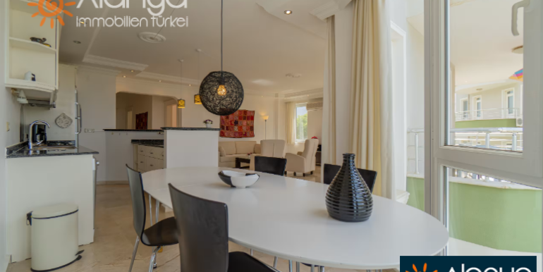 Orient Hill Wohnung mit Meer und Bergblick 109.000 Euro 4