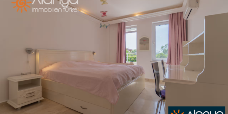 Orient Hill Wohnung mit Meer und Bergblick 109.000 Euro 16