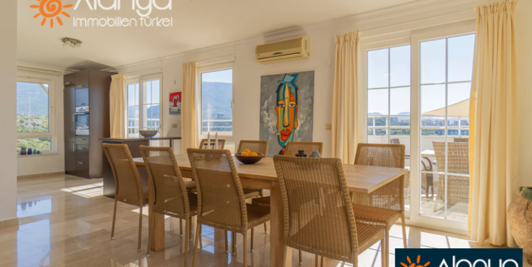 Penthouse Mit Wunderschönen Meerblick und Komfort 25