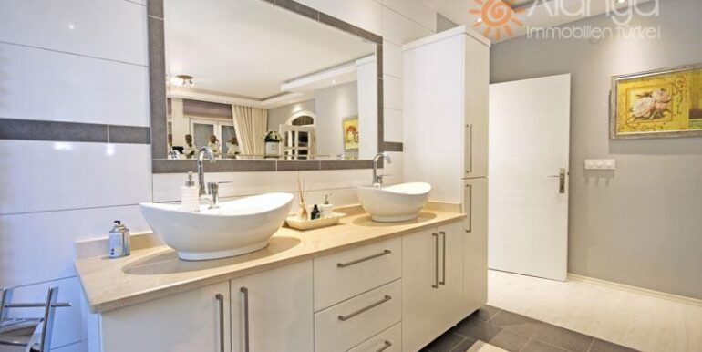 Grosse Private Villa mit Einliegerwohnung Alanya Kestel 9