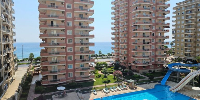 Immobilie für Bürgerschaft in Alanya 1.Meereslinie zu Verkaufen 1