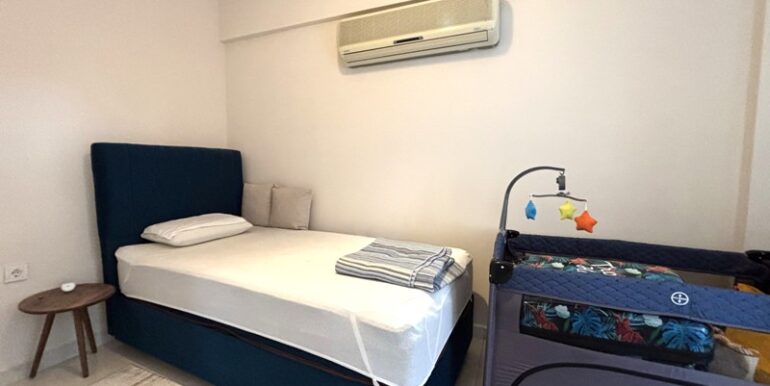 Komplett Renovierte 3 Zimmer Wohnung Kleopatra Strand Lage 23