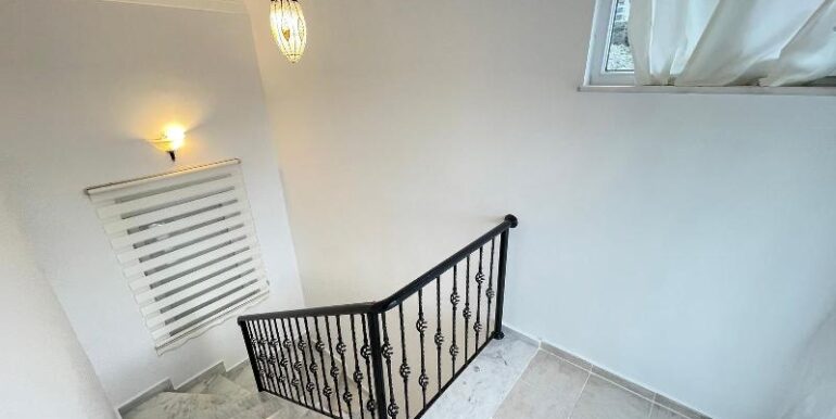 Alanya Strandnahe private Villa mit Pool und Garage 3